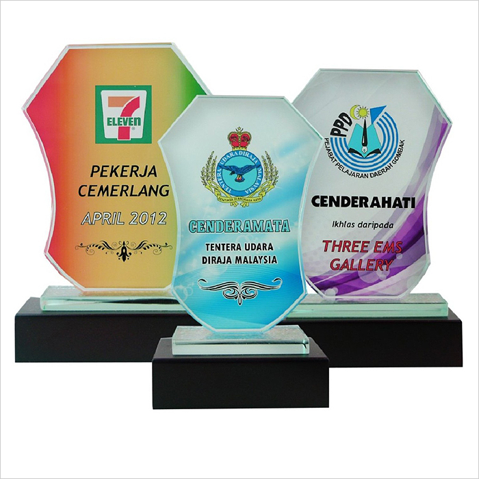 Exclusive Crystal Glass Awards