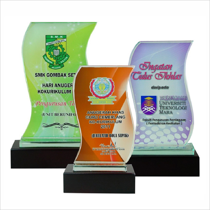 Exclusive Crystal Glass Awards