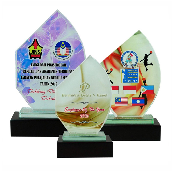 Exclusive Crystal Glass Awards