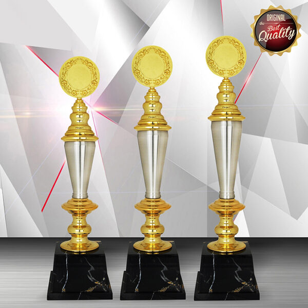 Exclusive White Silver Trophy