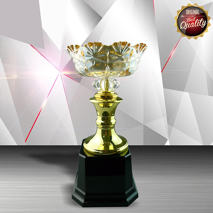Exclusive White Silver Trophy With Crystal Bowl
