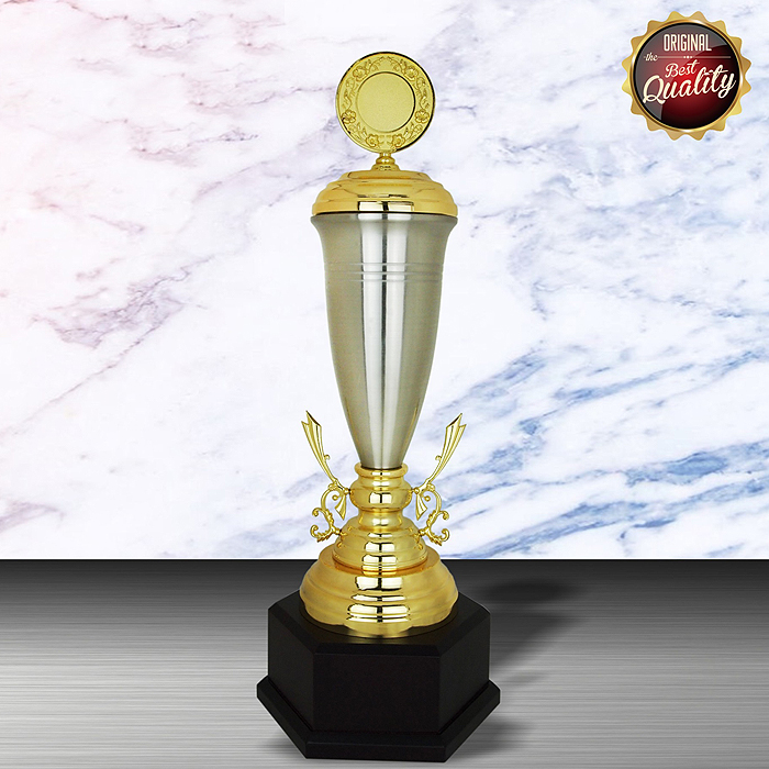 Exclusive White Silver Trophy